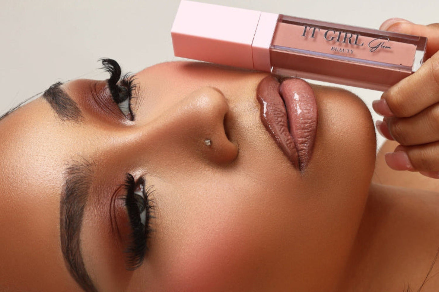Pretty Nude Gloss
